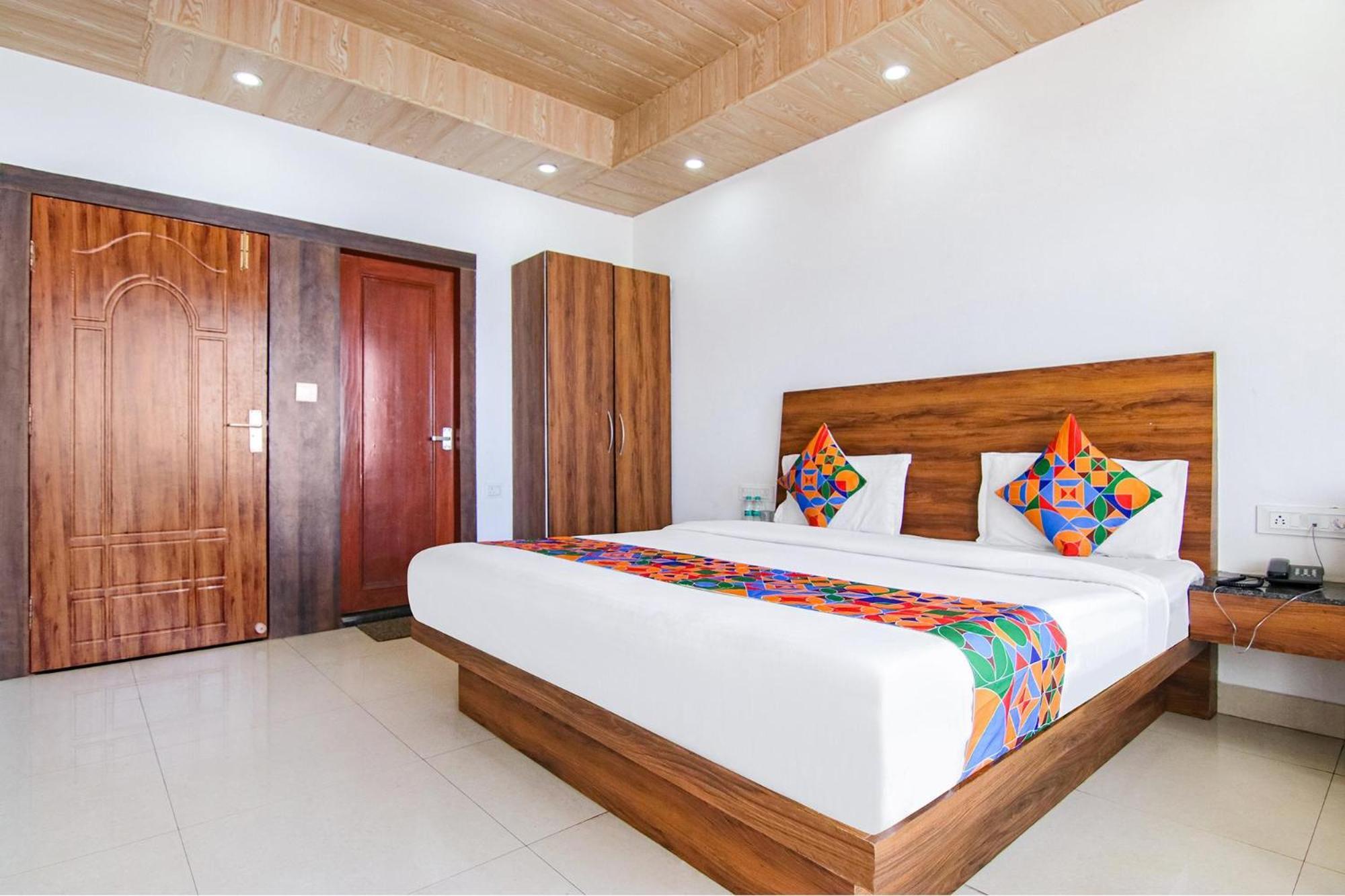 Fabexpress Kalsia Homestay - Nr Radha Krishna Mandir Масурі Екстер'єр фото
