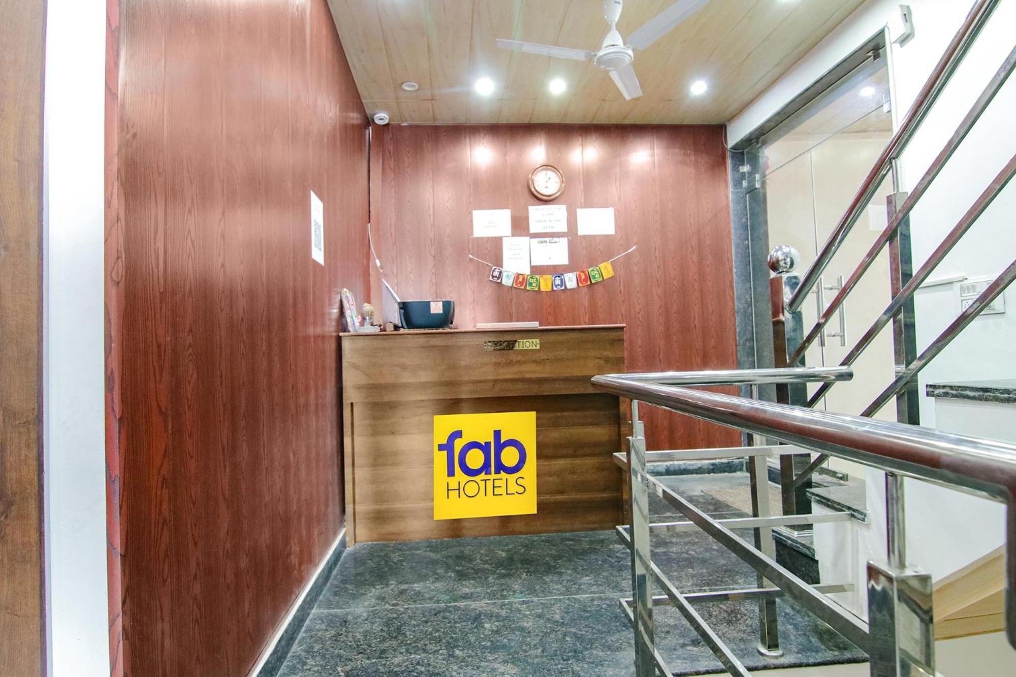 Fabexpress Kalsia Homestay - Nr Radha Krishna Mandir Масурі Екстер'єр фото
